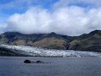 Skaftáfellsjökull Gletschersee mit Bergblick
